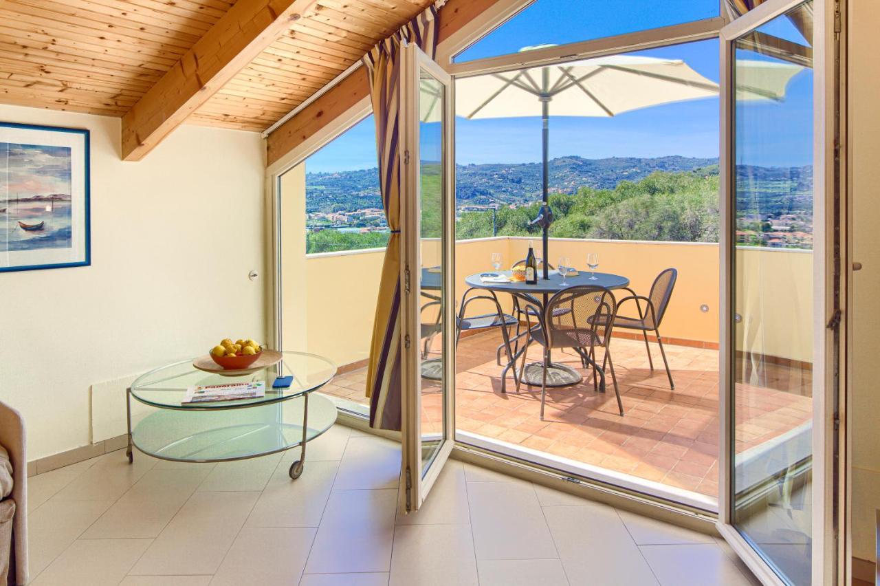 Appartamenti Villa Il Poggiolo Diano Marina Dış mekan fotoğraf
