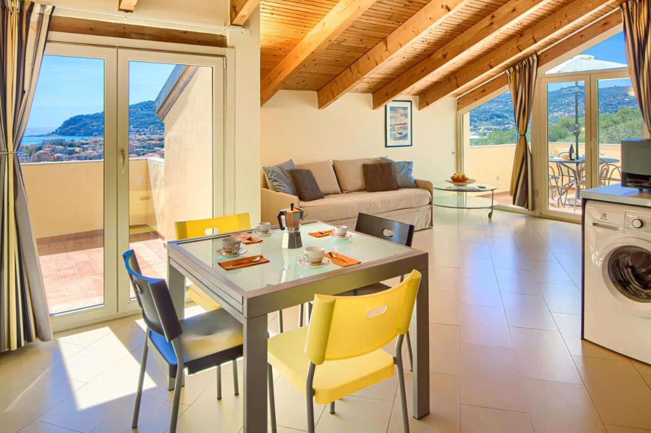 Appartamenti Villa Il Poggiolo Diano Marina Dış mekan fotoğraf