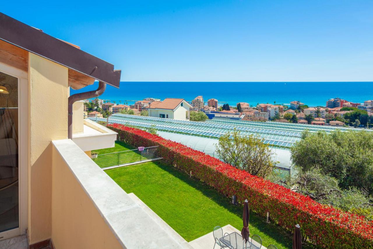 Appartamenti Villa Il Poggiolo Diano Marina Dış mekan fotoğraf