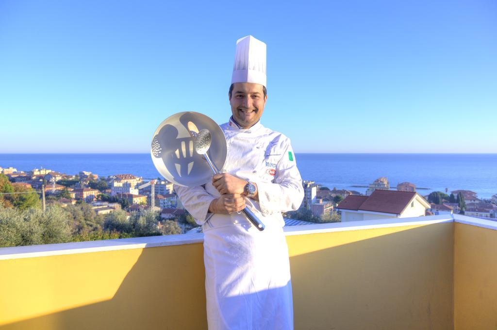 Appartamenti Villa Il Poggiolo Diano Marina Dış mekan fotoğraf