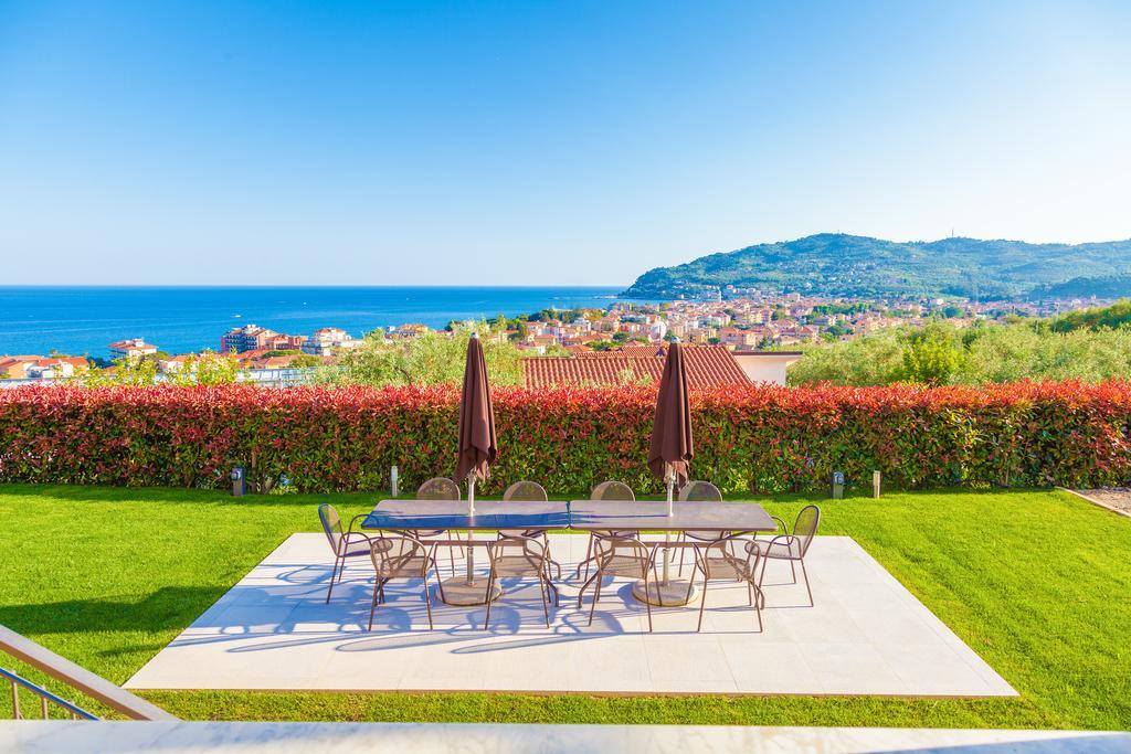 Appartamenti Villa Il Poggiolo Diano Marina Dış mekan fotoğraf