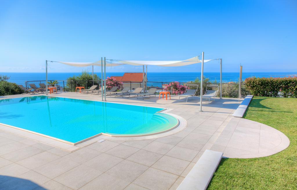 Appartamenti Villa Il Poggiolo Diano Marina Dış mekan fotoğraf